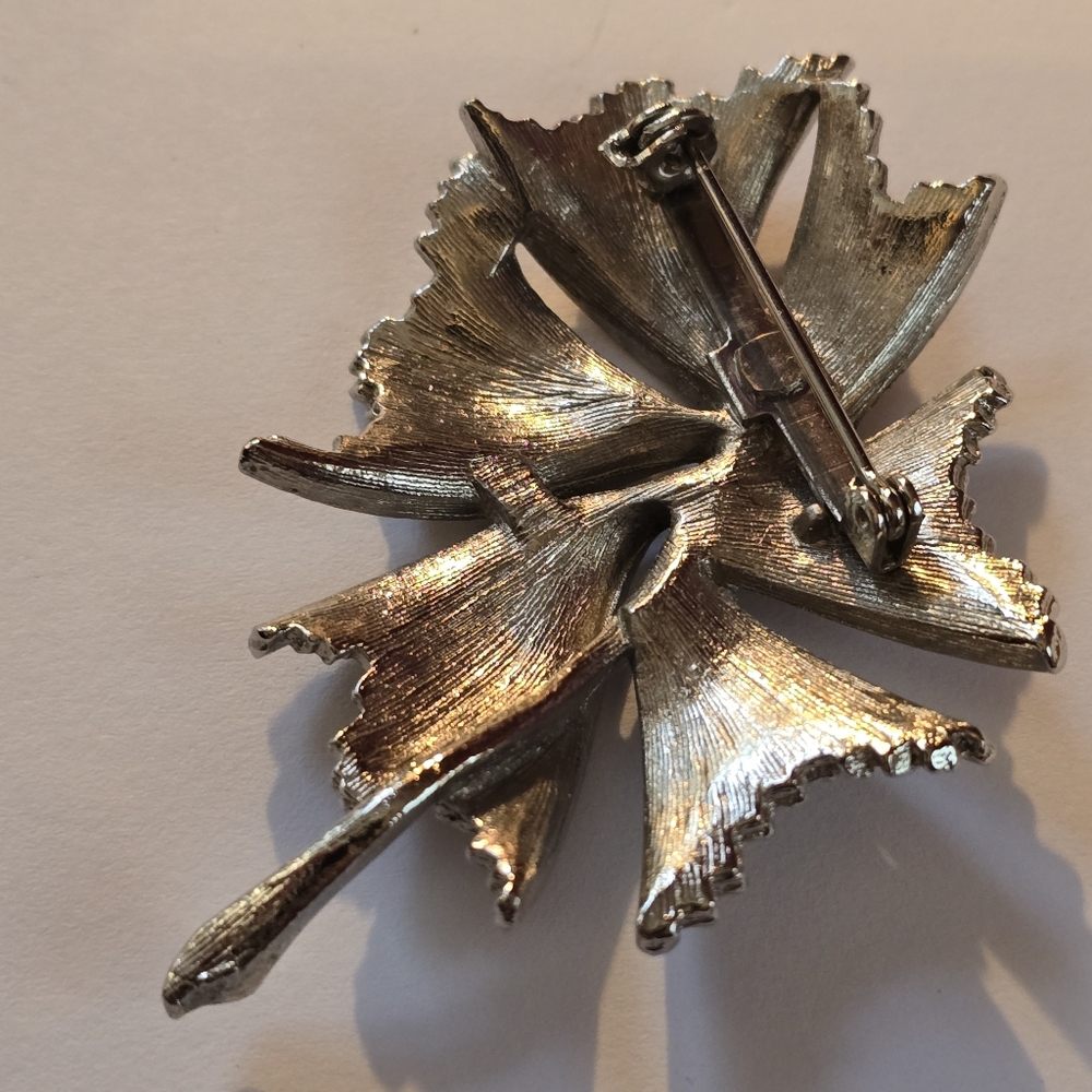 Vintage brooch abstract silver tone pin leaf leaves nature jewelry - Picture 7 of 10